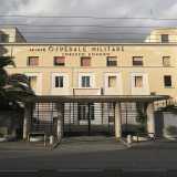 ...tra cui l�ospedale militare in corso Alcide de Gasperi